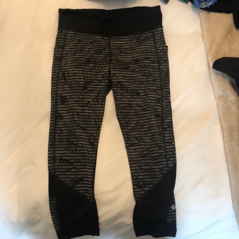 Lululemon Capri leggings size 6